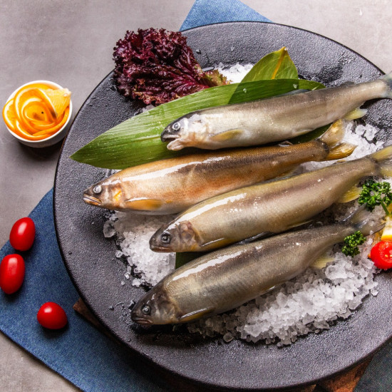 9尾裝母香魚